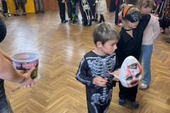 0aeb591c-fdb0-4687-a6df-5e3e8aec3ae8