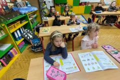 53a8e500-9c92-4218-83f0-24fc1e094129